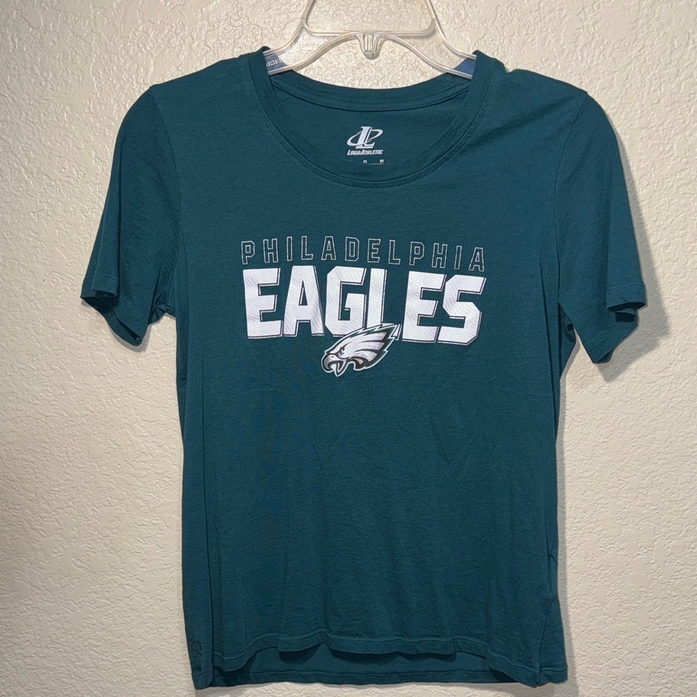 Philadelphia Eagles Women’s Medium NFL Graphic T-Shirt Green Football Fan Tee